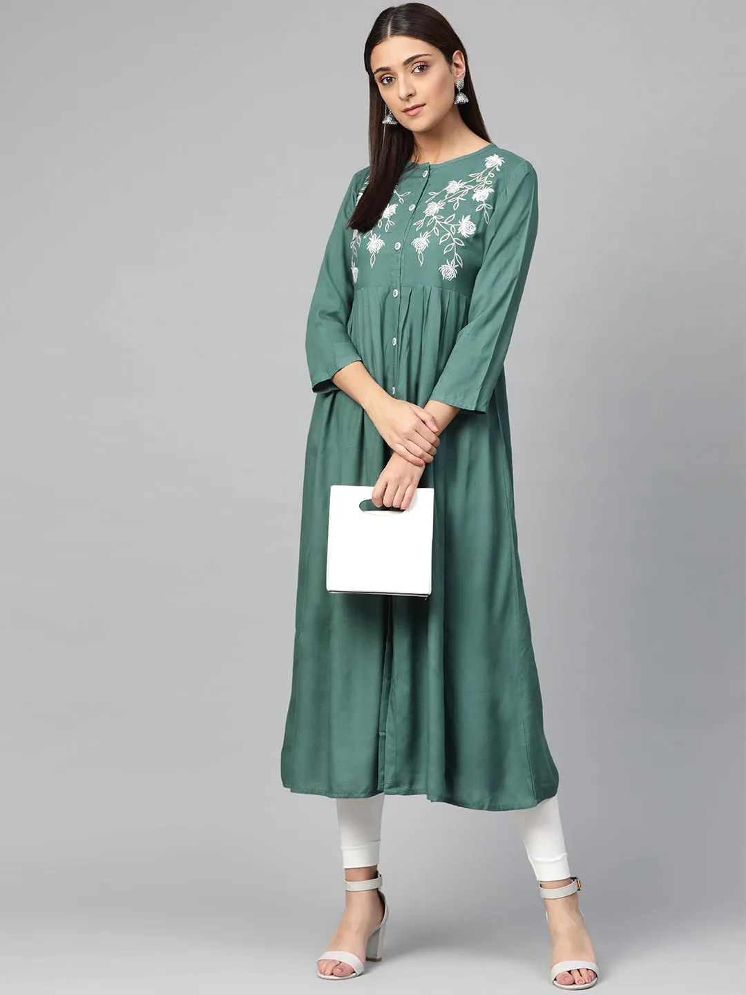 Jashvi Women Green & White Yoke Design A-Line Kurta